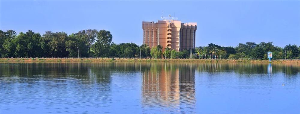 Sopatel Silmande Hotel Уагадугу Екстериор снимка