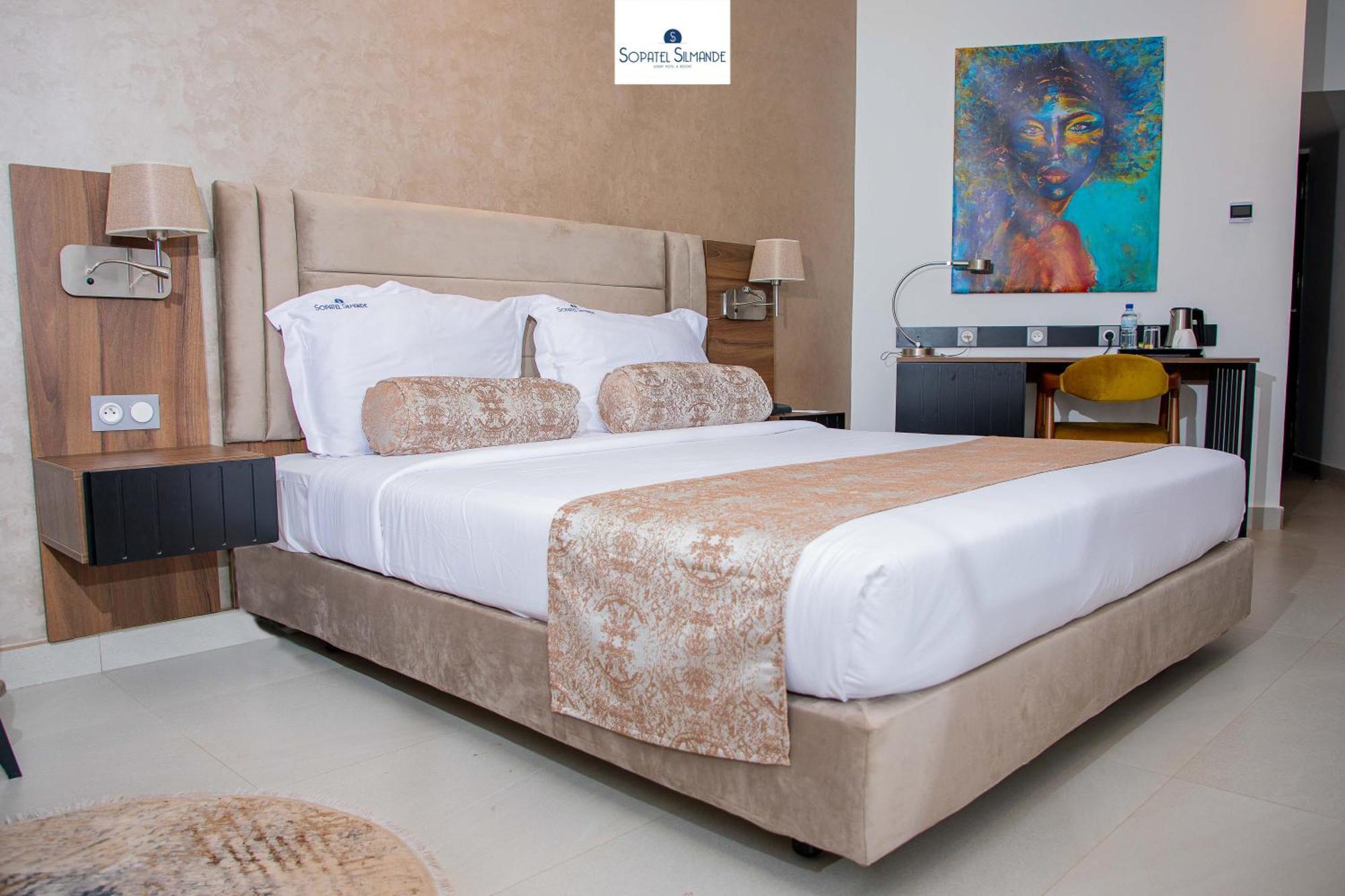 Sopatel Silmande Hotel Уагадугу Екстериор снимка