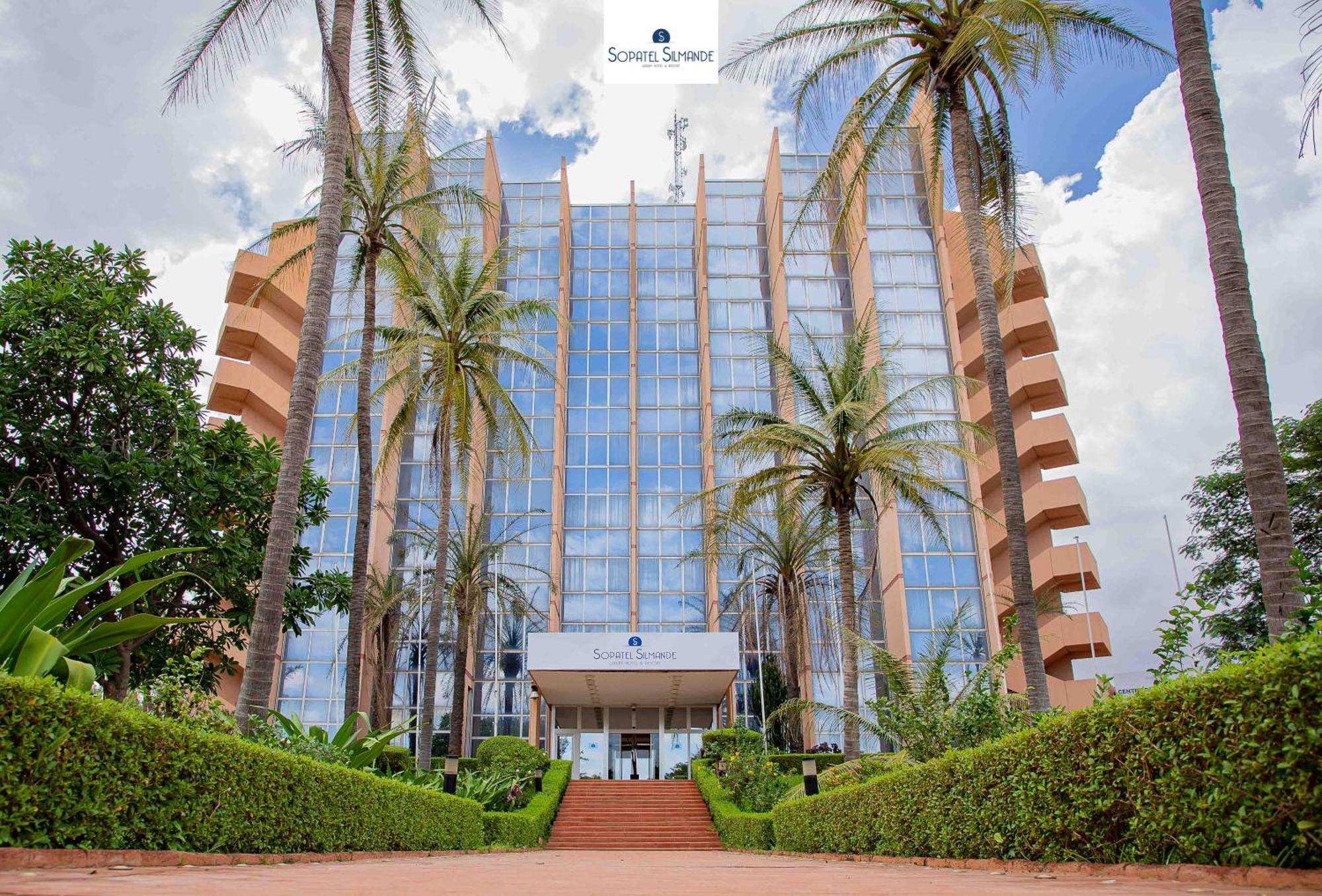 Sopatel Silmande Hotel Уагадугу Екстериор снимка