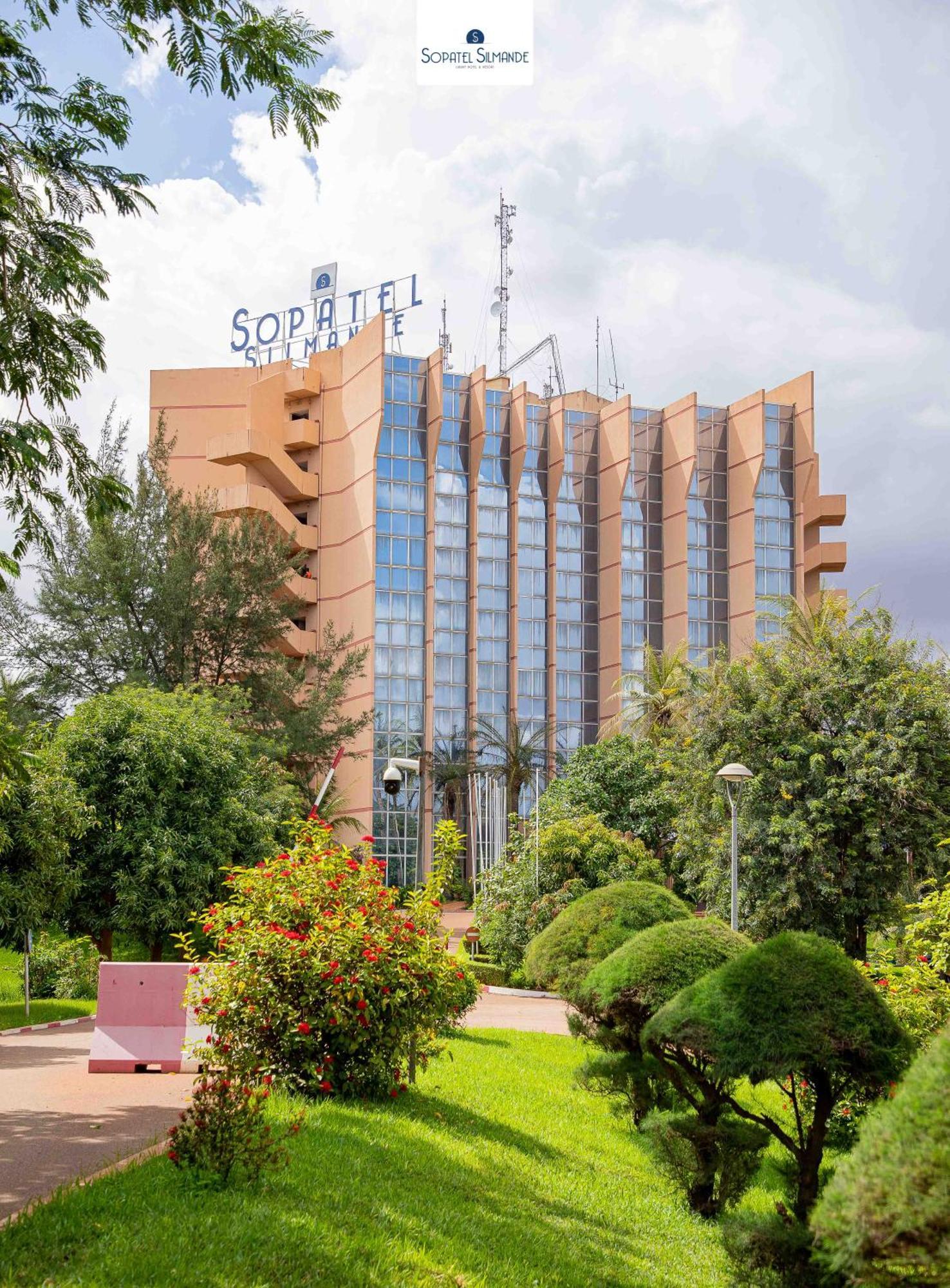 Sopatel Silmande Hotel Уагадугу Екстериор снимка