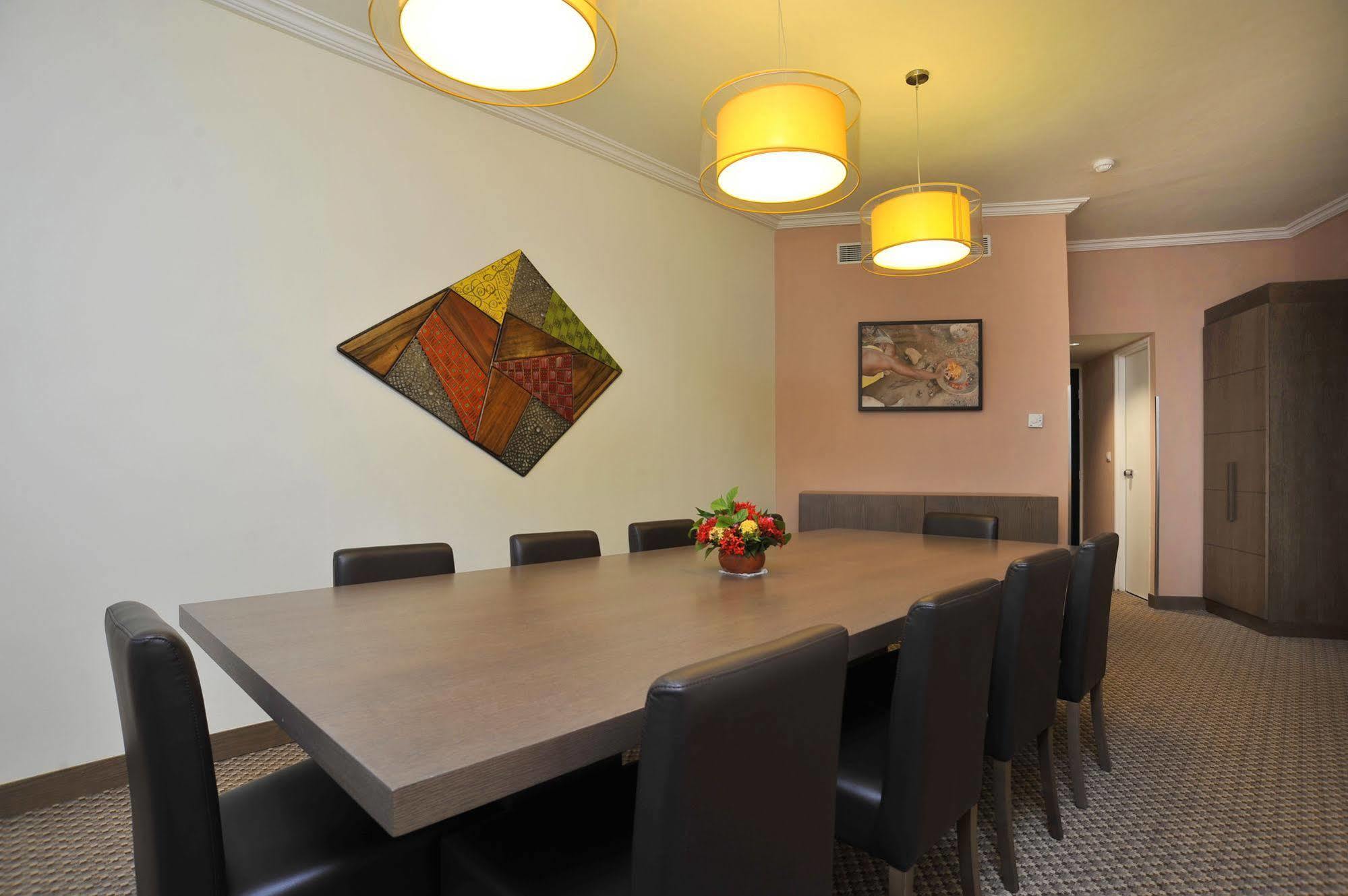 Sopatel Silmande Hotel Уагадугу Екстериор снимка